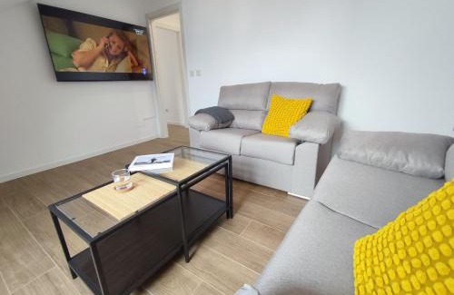 Muxia Apartment | Ático Mar de Muxía - Vistas al mar desde todas las estancias - Cama King Size y TV 65pulgadas - Nuevo Julio 2025