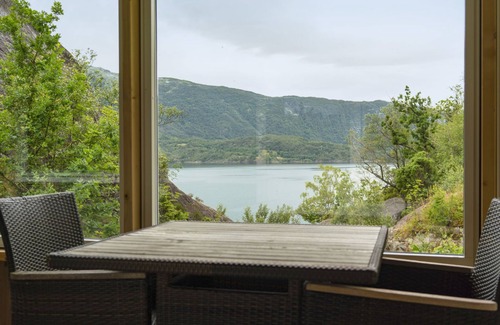 Kvinnherad House | Åkrafjorden by Interhome