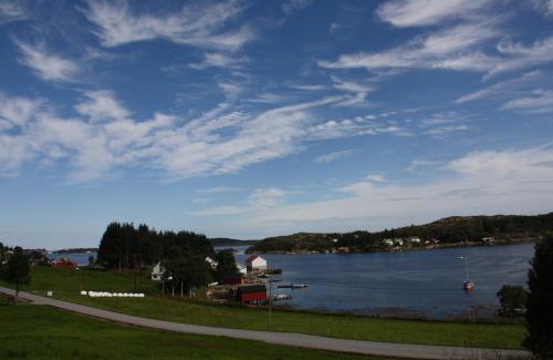 Averoy Other | Åkviktunet hytte nord