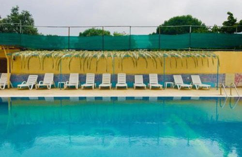 Armutlu Resort | Çiçek Evler Tatil Köyü