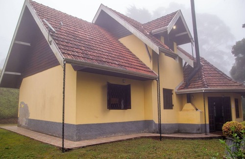 Parque Ferradura House | Ótima casa com lareira e WiFi-Campos do Jordão/SP