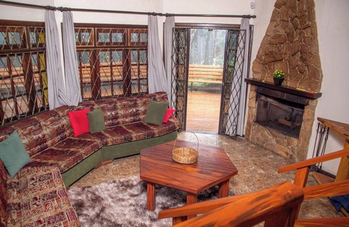 Parque Ferradura House | Ótima casa com lareira e WiFi-Campos do Jordão/SP