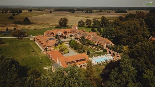 Kozuchow Hotel | Żabi Dwór - HOTEL - RESTAURACJA - SPA