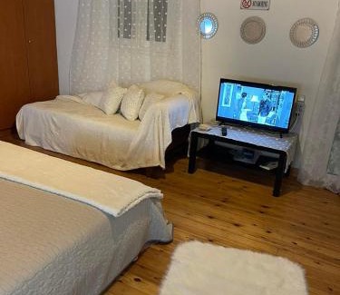 Vari Apartment | Μεζονέτα 100τμ επί της Λ.Ευελπιδων στη Βάρη