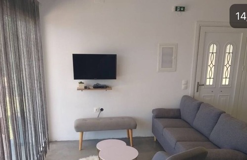 Chalikounas Villa | Υπεροχη Βιλλα μεσα στο πρασινο