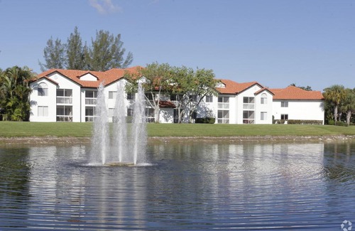 West Dixie Bend Apartment | Каартира