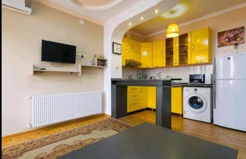 Old Boulevard Apartment | Квартира у старого бульвара