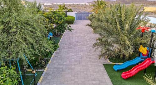 Al Hamra Ski Chalet | استراحة الأسطورة