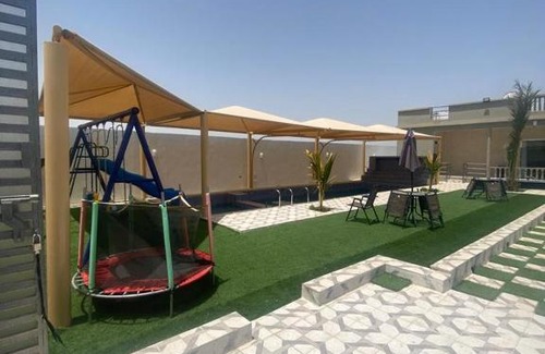 Musannah Ski Chalet | استراحة الدينار