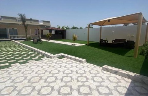 Musannah Ski Chalet | استراحة الدينار