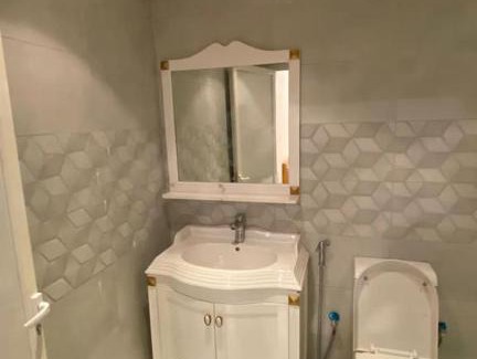 Al Kura Ski Chalet | استراحة اليكسا