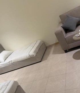 Haql Ski Chalet | استراحة شاطي النخيل مطله على البحربدون مسبح