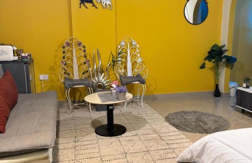 Al Ain Apartment | استيديو الصقر