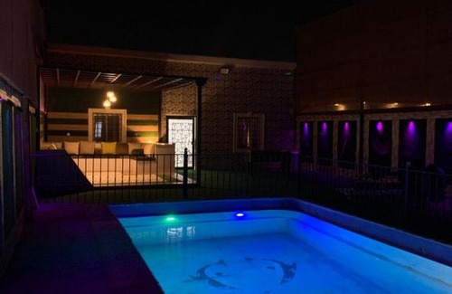 Al Riyadh House | الاستراحة الملكية الفاخرة