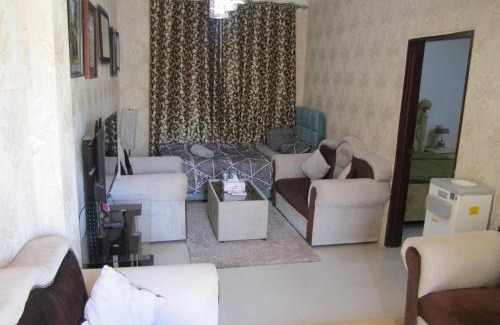 Al Hili Apartment | العين الهيلي مصباح بيت 9