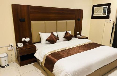 Dammam Hotel | العييري للشقق المخدومة الدمام 2