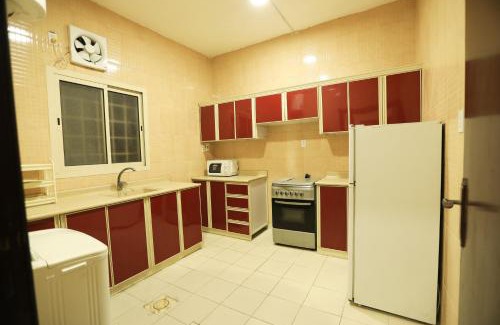 Dammam Apartment | العييري للشقق المخدومة الدمام 7