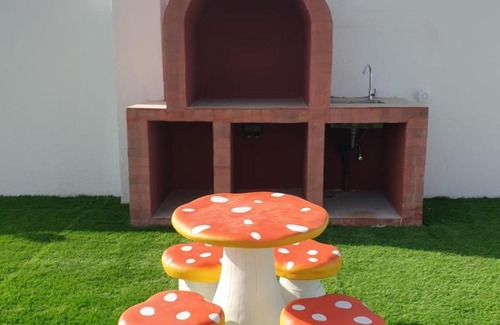 Ash Sharqiyah North Governorate Ski Chalet | الكهرمان