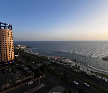 Ash Shati Apartment | برج داماك جده شقه مطله على البحر damac jeddah