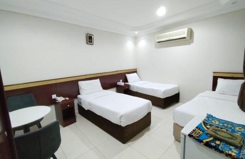 60th Street Hotel | تولب الفضي