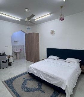 Nizwa Apartment | جناح الراحة فرق