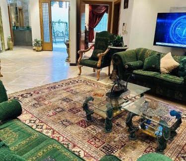 Riyadh Villa | دور فاخر غرفتين و صالتين المحمدية شمال الرياض next to Boulevardمدخل خاص وذاتي