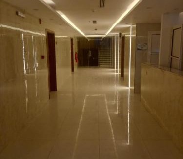 Gurayat Hotel | سويت اليمامه للشقق المخدومه