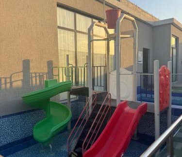 Dammam Ski Chalet | شاليهات أجواء الريف