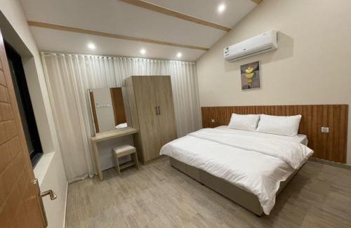 Al Kura Ski Chalet | شاليهات النرجس