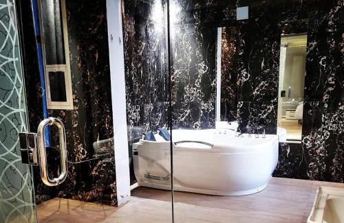 Buraydah Ski Chalet | شاليه بالم ون الفندقي