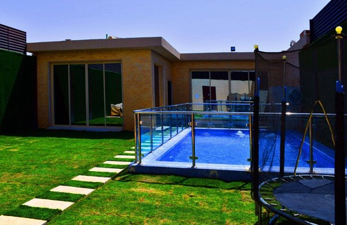 Riyadh Ski Chalet | شاليه بمسبح وجلسة خارجية