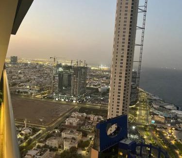 Ash Shati Apartment | شقةباإطلالة بحرية برج داماك Damac AlJawharah Tower