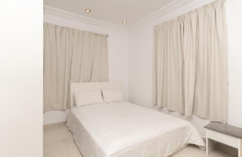 Al Kura Apartment | شقة الصواري الفاخرة