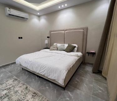 Al Izdihar Apartment | شقة بصالة و استديو بتاثيث مودرن