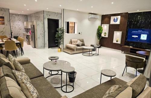 Ash Shati Apartment | شقة بنظام فيلا مستقلة بالكورنيش apartment with villa system