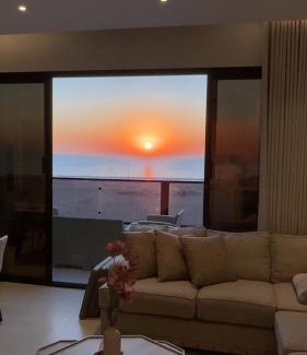 Dammam Apartment | شقة فاخرة بشرفة على البحر
