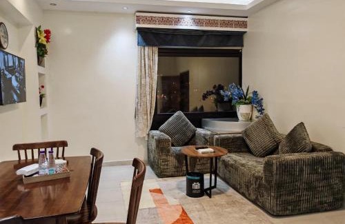 Al Namas Apartment | شقق دانة ليالينا المخدومه