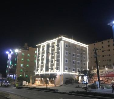 Baljurashi Hotel | شقق ليالي الاحلام للشقق المخدومه - تصنيف اقتصادي