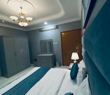 Khamis Mushait Apartment | شقق مفروشة بأثاث هادي ومريح - ضيافة خاصة - تقع في الدور الأول