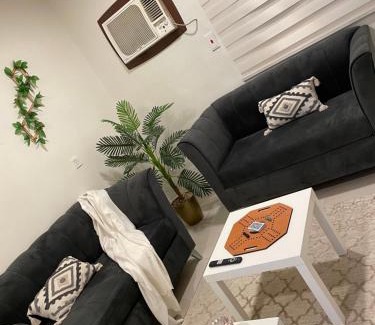 Al Bawadi Apartment | شقه مريحة بطابع هادئ