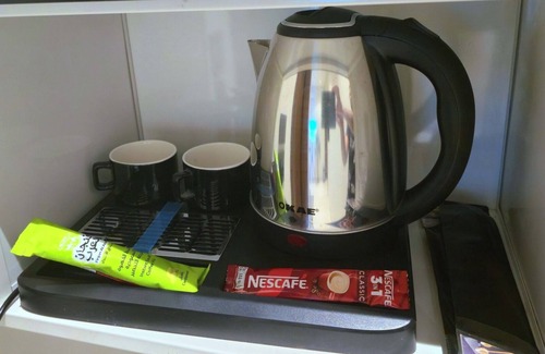 Buraydah Apartment | فايان استديو مودرن بسرير مزدوج وصالة ودخول ذكي في المنطقة الحية في شمال بريدة