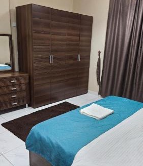 Ibri Apartment | فندق عين مجان للشقق الفندقية