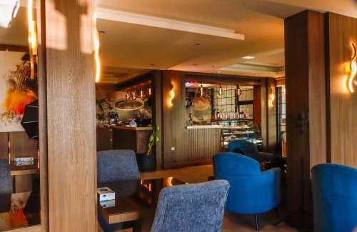 Dammam Hotel | فندق فيو الشاطي - Beach View Hotel