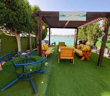 Durrat Al-Arous Ski Chalet | فيلا بيتا خصوصيه في الشاطئ والمسبح