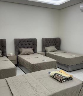 Riyadh Villa | فيلا مكونة من 3 غرف نوم و مجلس و صالة و مطبخ وغرفة عاملة و مسبح تفتح الغرف حسب عدد النزلاء