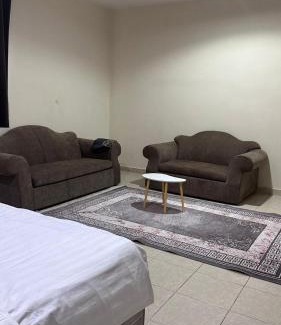 Al Qurayyat Hotel | قصر الحياة للشقق المخدومة