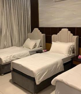 Baljurashi House | مدينة الحدائق لبيوت العطلات شاليهات