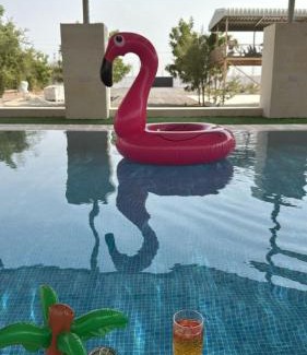 Falaj al Moalla Ski Chalet | مزرعه فلج المعلا