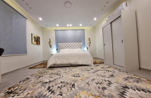 Abha Apartment | ملحق فخم جداً بمدخل وسطح مستقلين قرب لافندا بارك