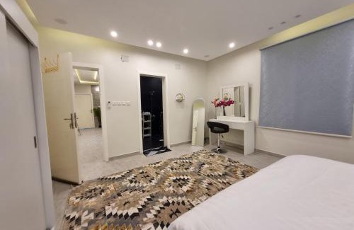 Abha Apartment | ملحق فخم جداً بمدخل وسطح مستقلين قرب لافندا بارك